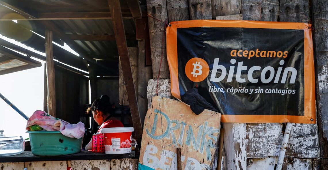 El Salvador aprova lei que torna o Bitcoin uma moeda corrente. Mas, qual o potencial impacto disso?