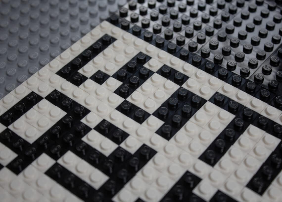 Brikfont: projeto de criação de fontes modulares com Lego